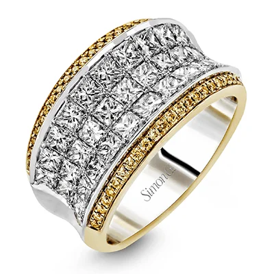 Women’s three-stone engagement ring-Simon-Set Anniversary Ring In 18k Gold With Diamonds MR1902