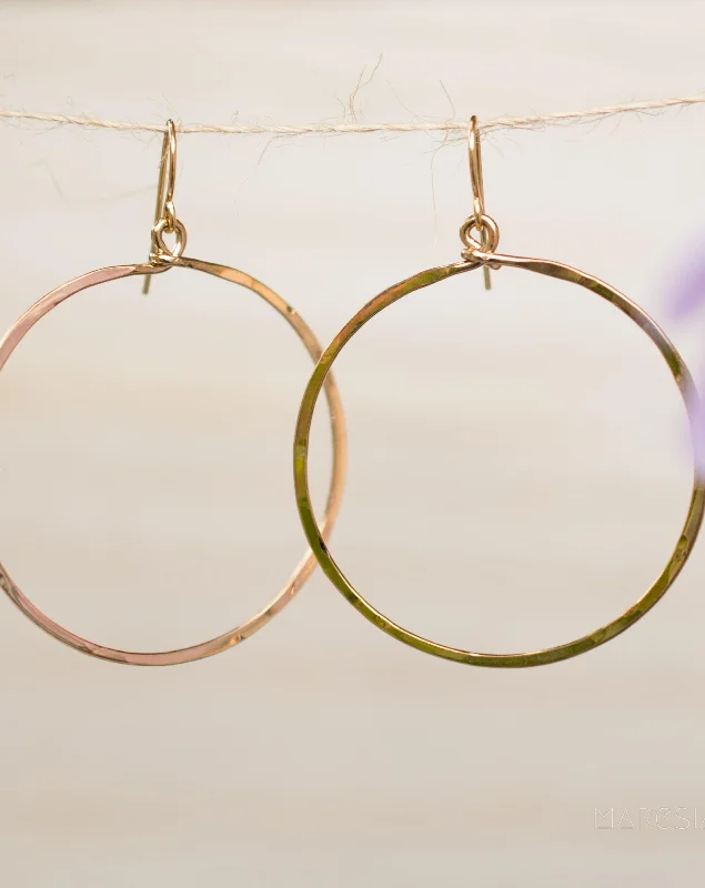 Women’s trendy earrings-Circle Earrings ~Gold Plated or Silver Plated ~ SME001