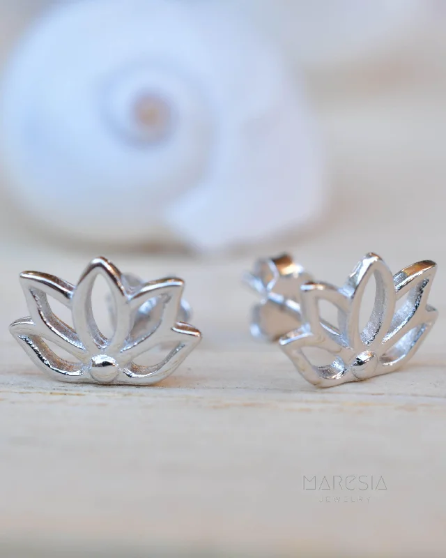 Women’s chic drop earrings-Lotus Flower Stud Earrings ~ Sterling Silver 925 ~ SME084