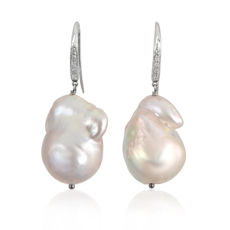 Women’s oversized earrings-Pearl Drop Earrings