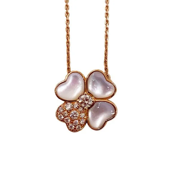 Women’s pendant necklace-18k Rose Gold Diamond Pendant