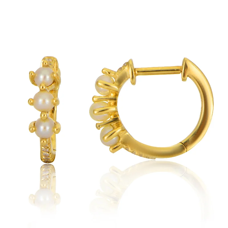 Women’s luxe earrings-Akoya Diamond Huggies