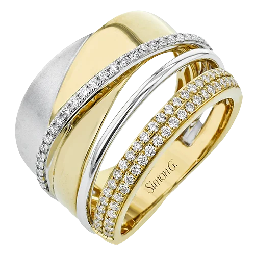 Women’s personalized engagement ring-Right Hand Ring In 18k Gold With Diamonds MR4001