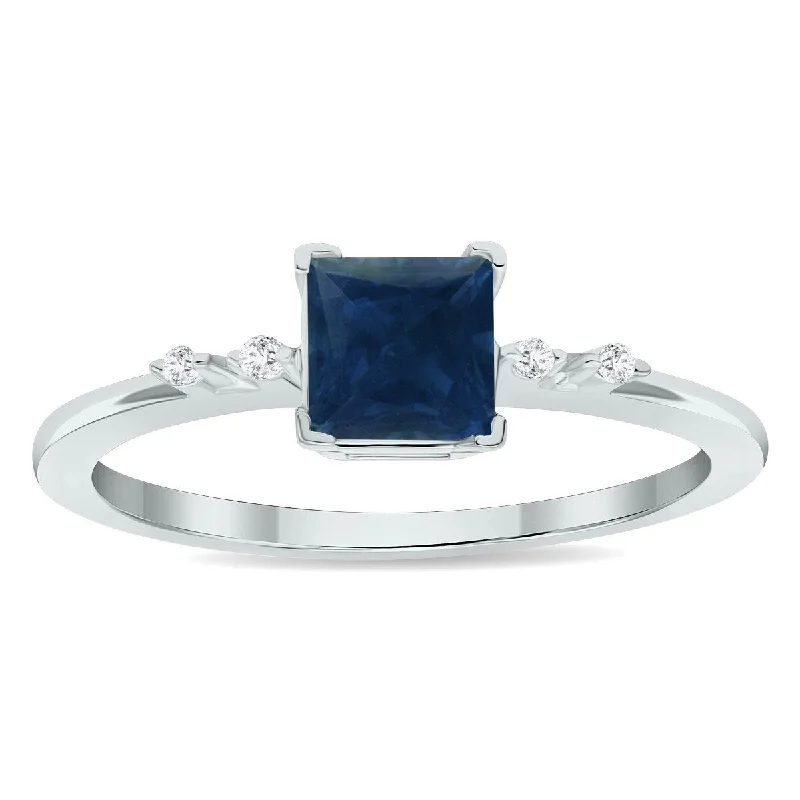 Women’s vintage-inspired ring-Women's Sapphire and Diamond Sparkle Ring in 10K White Gold