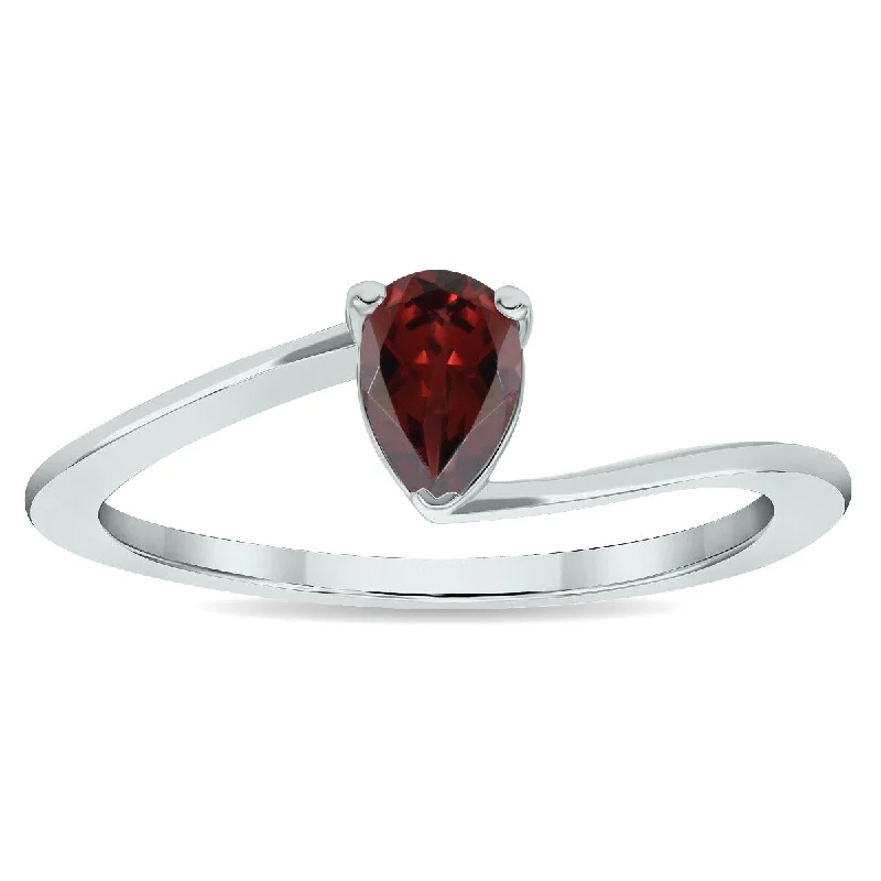 Women’s fashion statement ring-Women's Solitaire Garnet Wave Ring in 10K White Gold