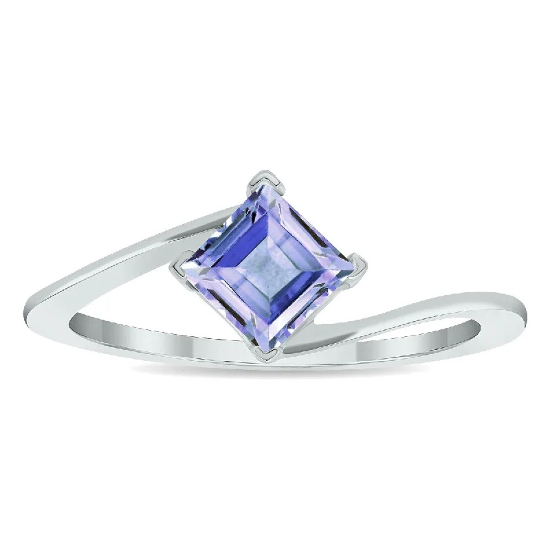 Women’s sparkly ring-Women's Solitaire Tanzanite Wave Ring in 10K White Gold