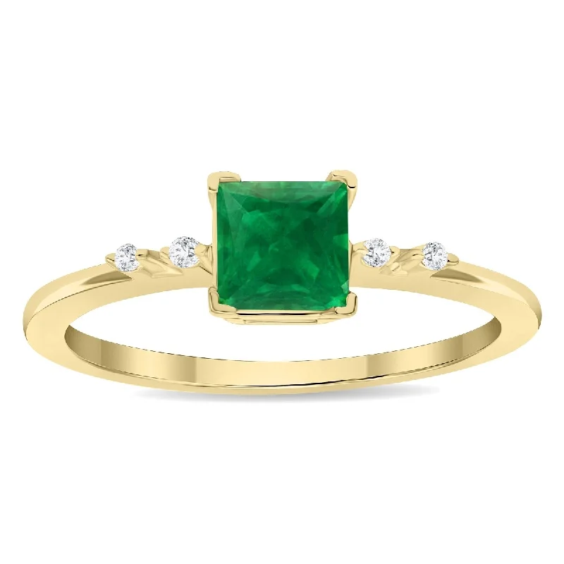 Women’s chic ring-Women's Square Shaped Emerald and Diamond Sparkle Ring in 10K Yellow Gold