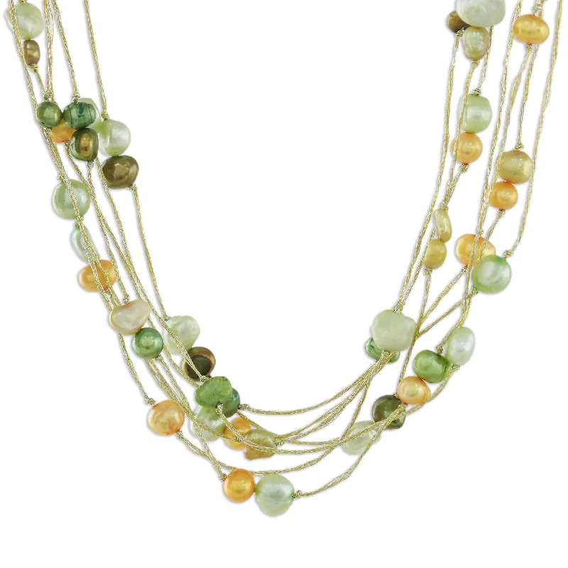 Women’s minimalist ring-Handmade 'Spring Crocus' Pearl Strand Necklace (4-6 mm) (Thailand)