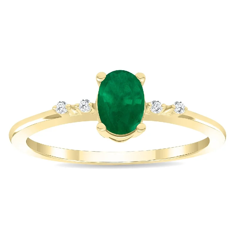 Women’s engagement set ring-Women's Oval Shaped Emerald and Diamond Sparkle Ring in 10K Yellow Gold