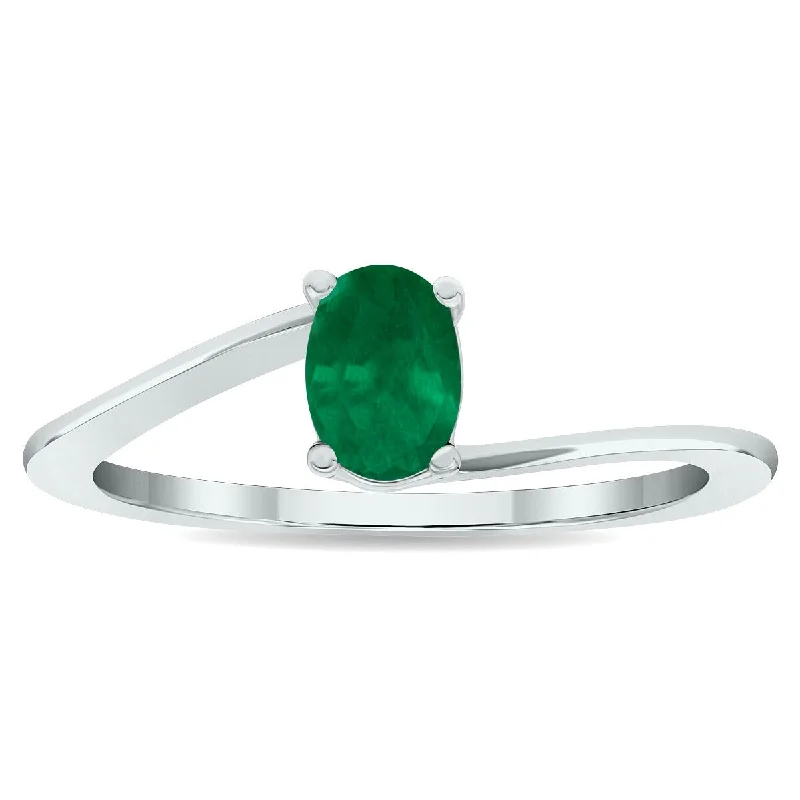 Women’s adjustable ring-Women's Solitaire Emerald Wave Ring in 10K White Gold